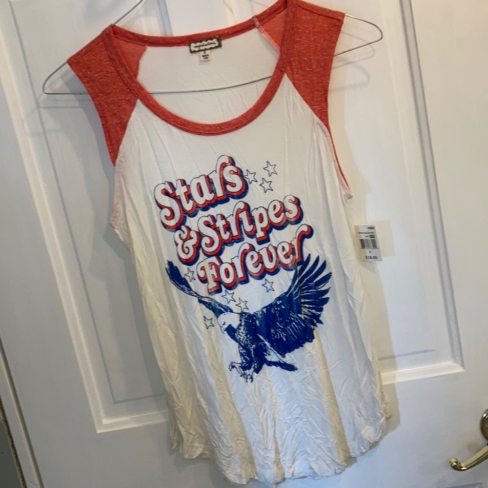 Graphic muscle tee